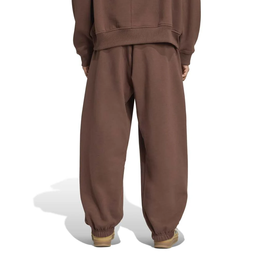 Essentials Linear Oversized Pant Brown - Image 3