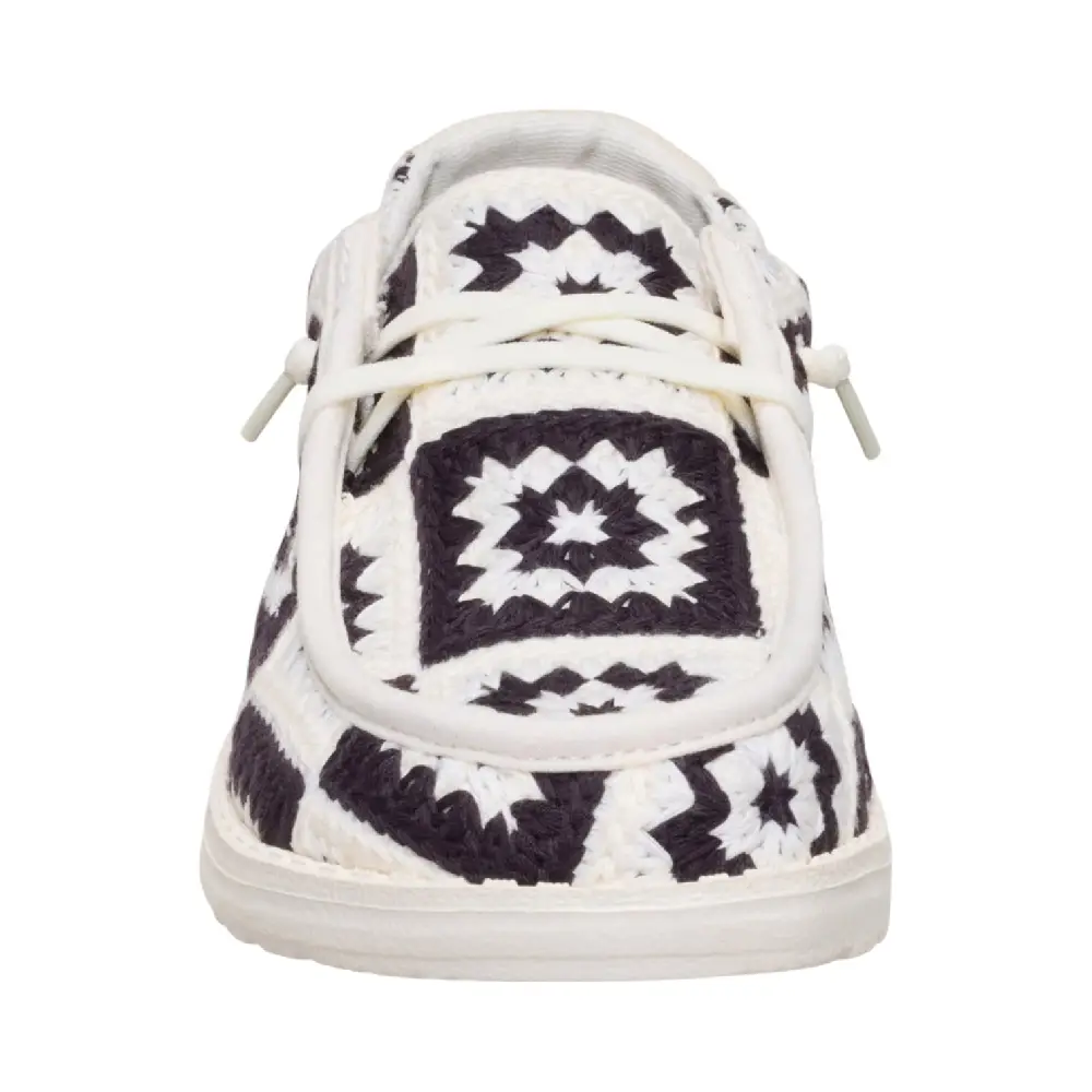 Wendy Cottage Crochet White Black - Image 5
