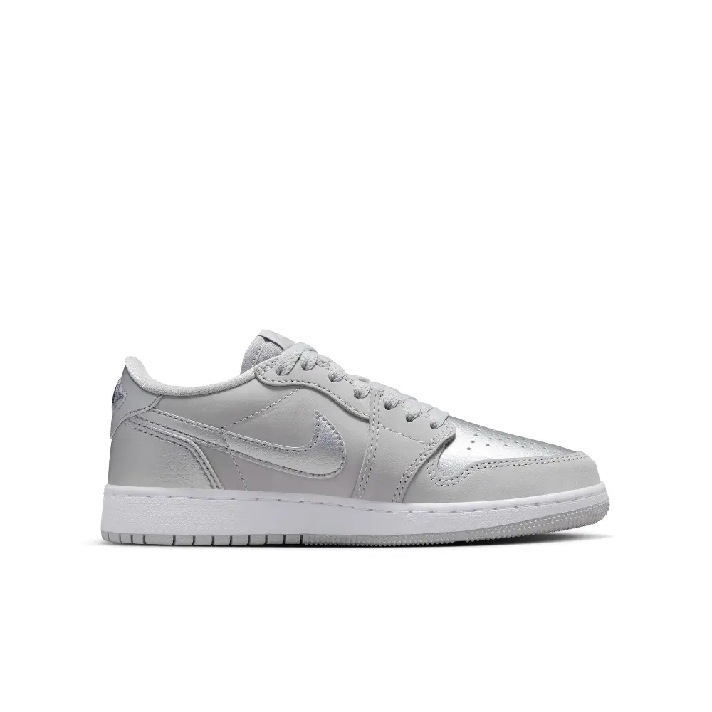 Air Jordan 1 Retro Low Og Silver (Gs) - Image 3