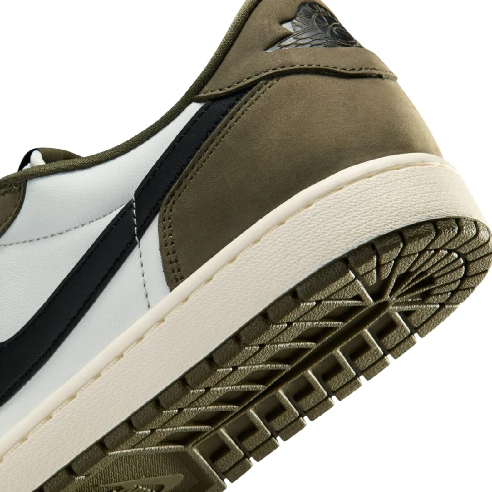 Air Jordan 1 Retro Low Sneakers Medium Olive - Image 6