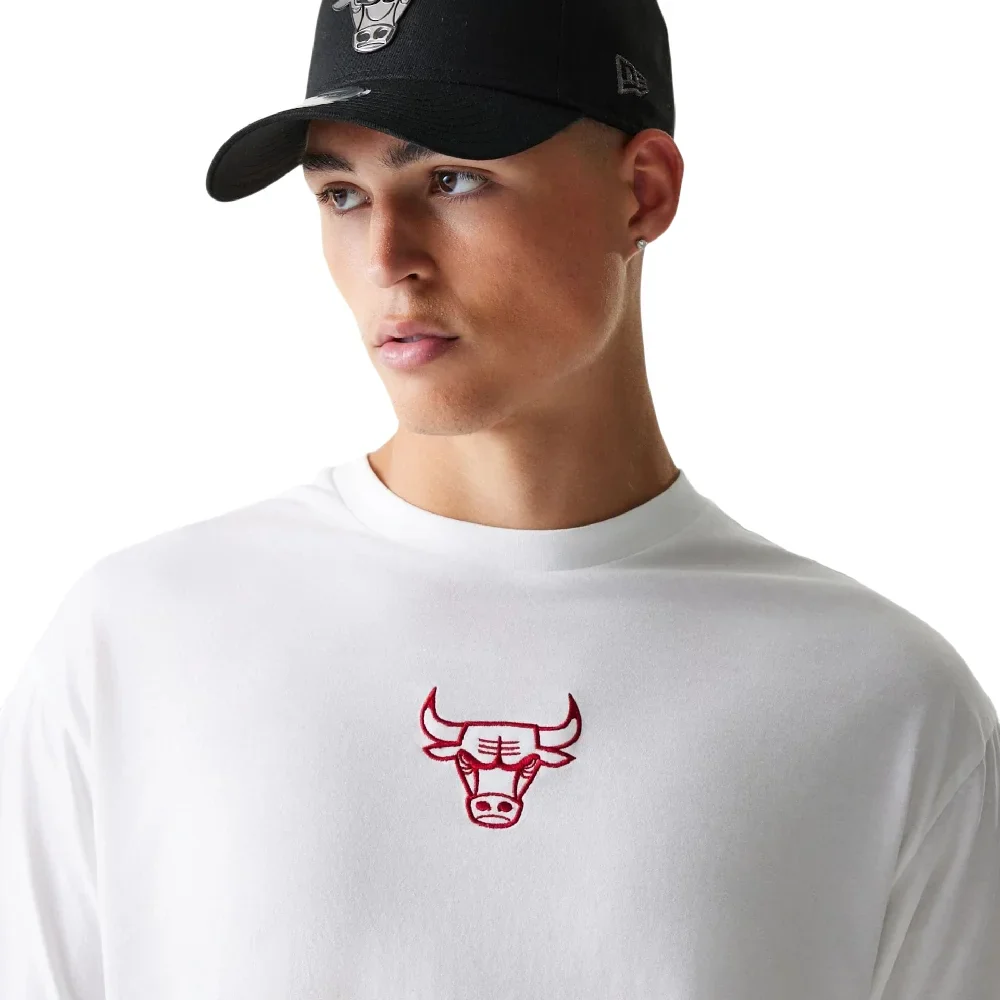 Chicago Bulls NBA League Essential White Oversized T-Shirt - Image 3