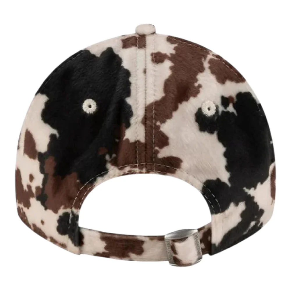 New York Yankees Animal Print Beige 9TWENTY Adjustable Cap - Image 2