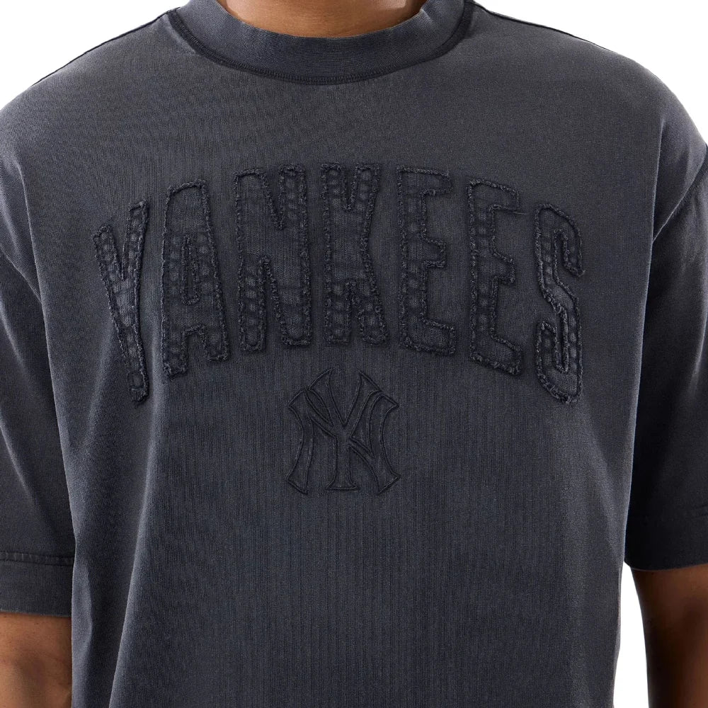 New York Yankees MLB Washed Black T-Shirt - Image 3