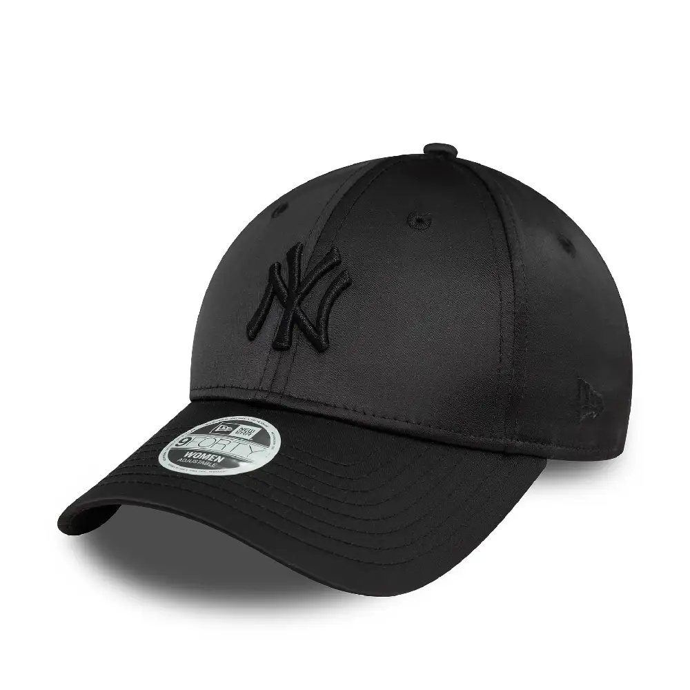 Satin New York Yankees 9FORTY Cap
