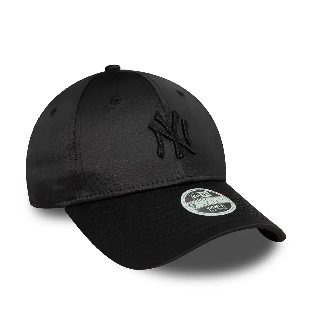 Satin New York Yankees 9FORTY Cap - Image 2