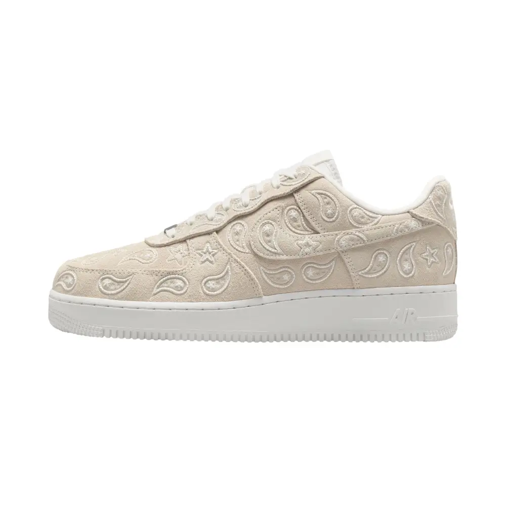 Air Force 1 '07 LV8 Sneakers White