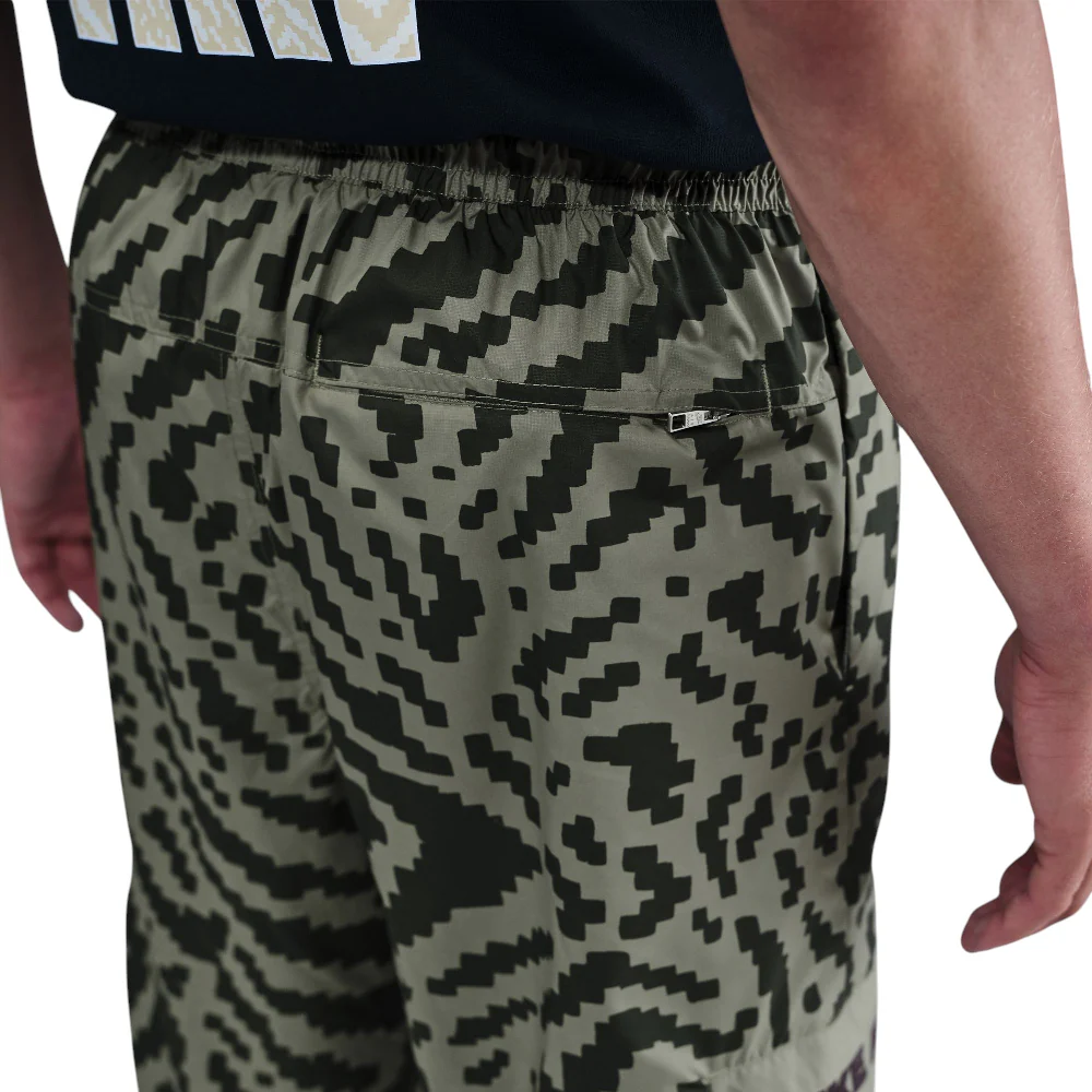 Air Woven Cargo All-over Print Pant Brown Black - Image 4
