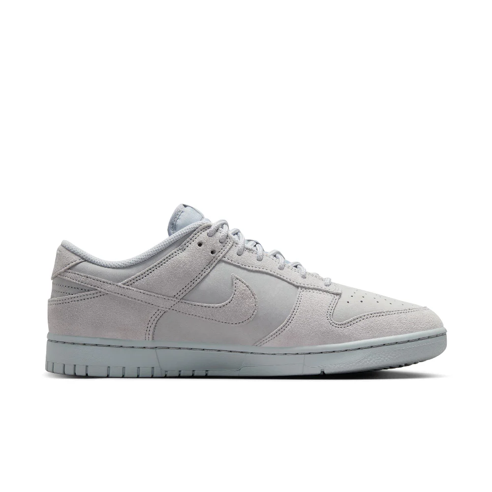 Dunk Low Retro SE Sneakers Grey - Image 3