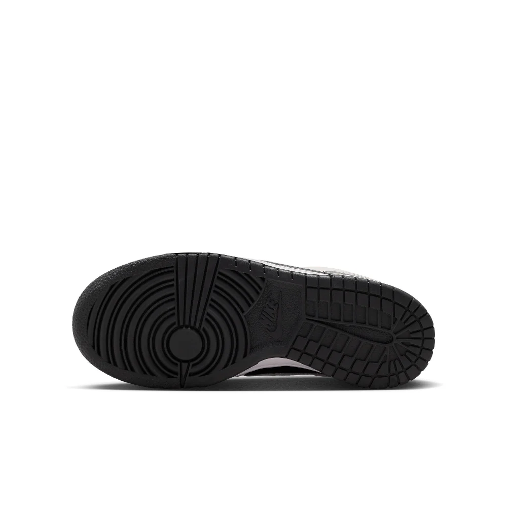 Dunk Low Sneakers Black (GS) - Image 6