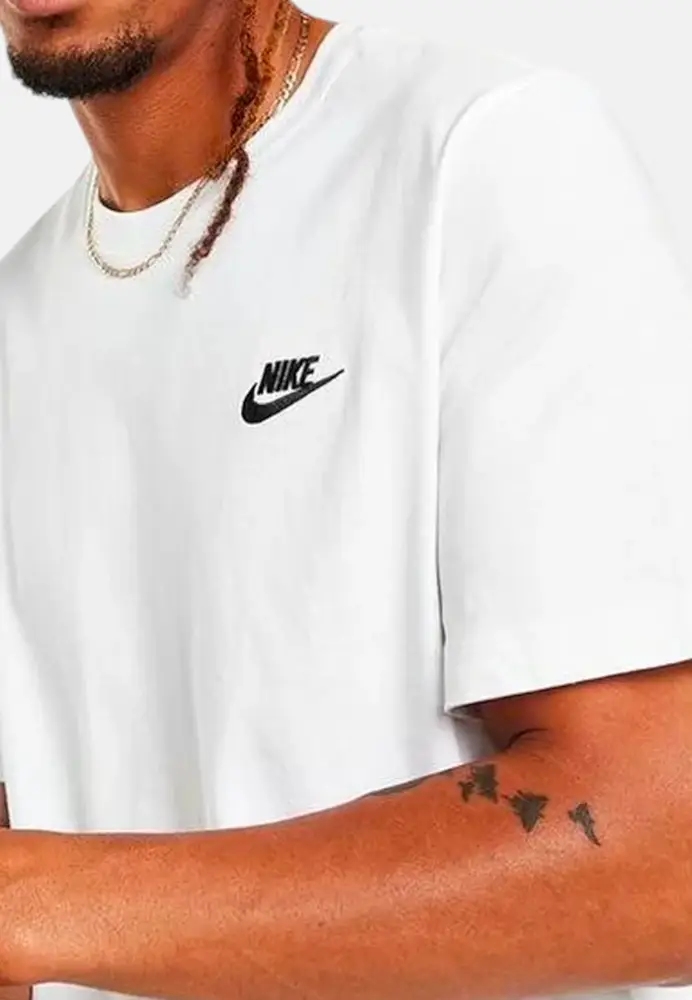 Sportswear Club T-Shirt - Image 3