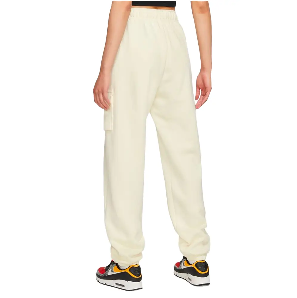 Sportswear Club Fleece Mid-Rise Cargo Pant - Image 2