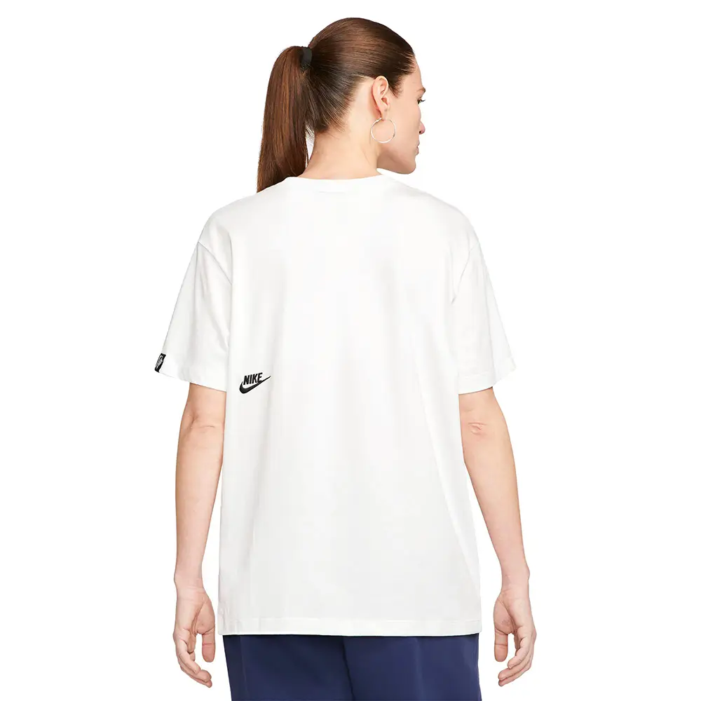 Sportswear T-Shirt - Image 2