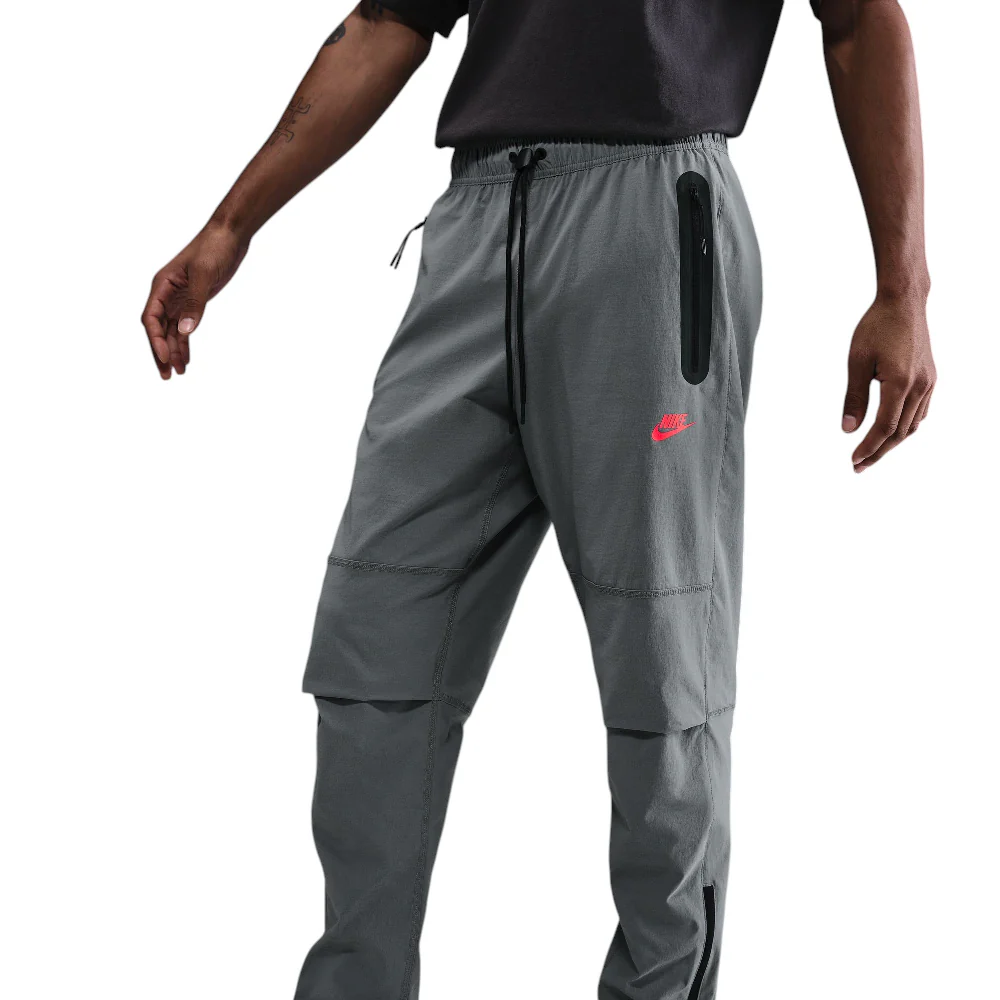 Tech Woven Open-Hem Pant Dark Grey - Image 3