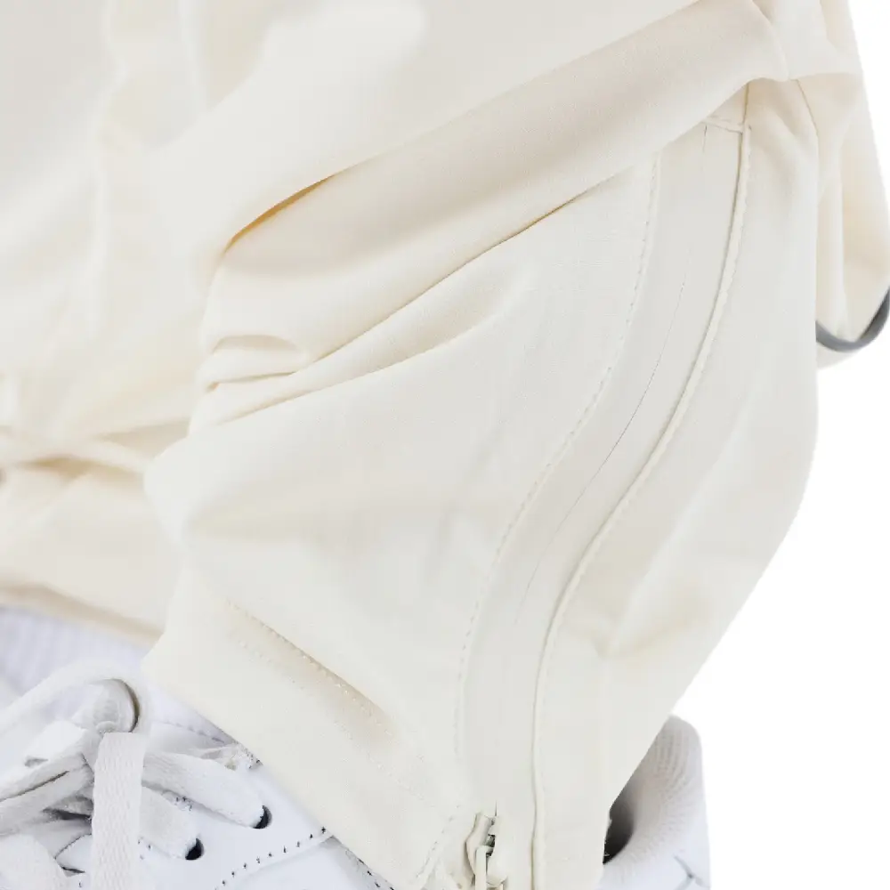 Pants with reflective details White - Image 4